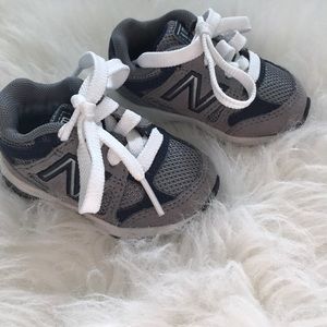 New balance 888 Infant tennis shoes